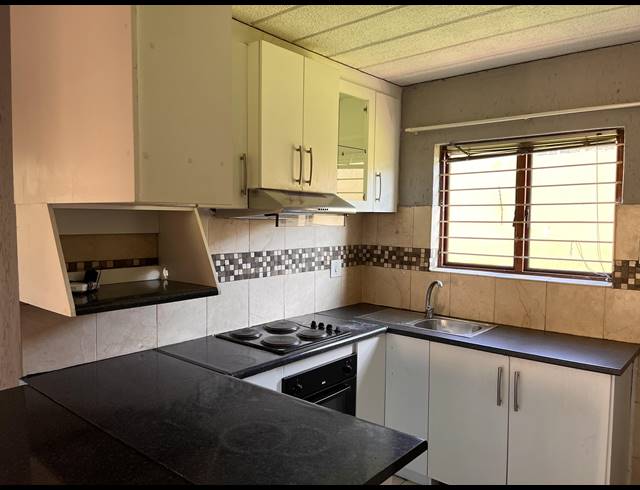 2 BEDROOM DUPLEX FOR SALE IN FLORIDA